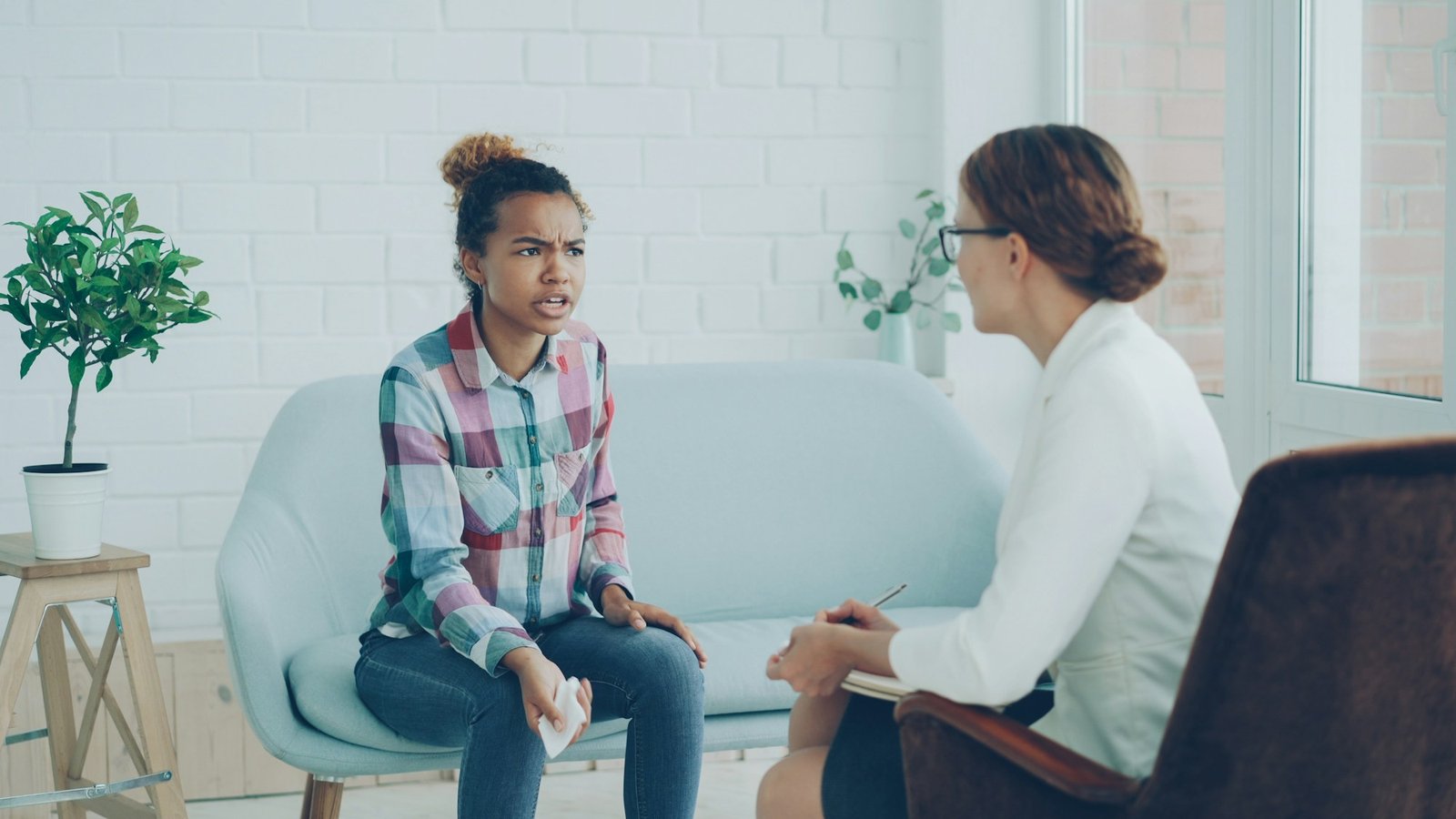 A caring conversation in a bright, welcoming setting